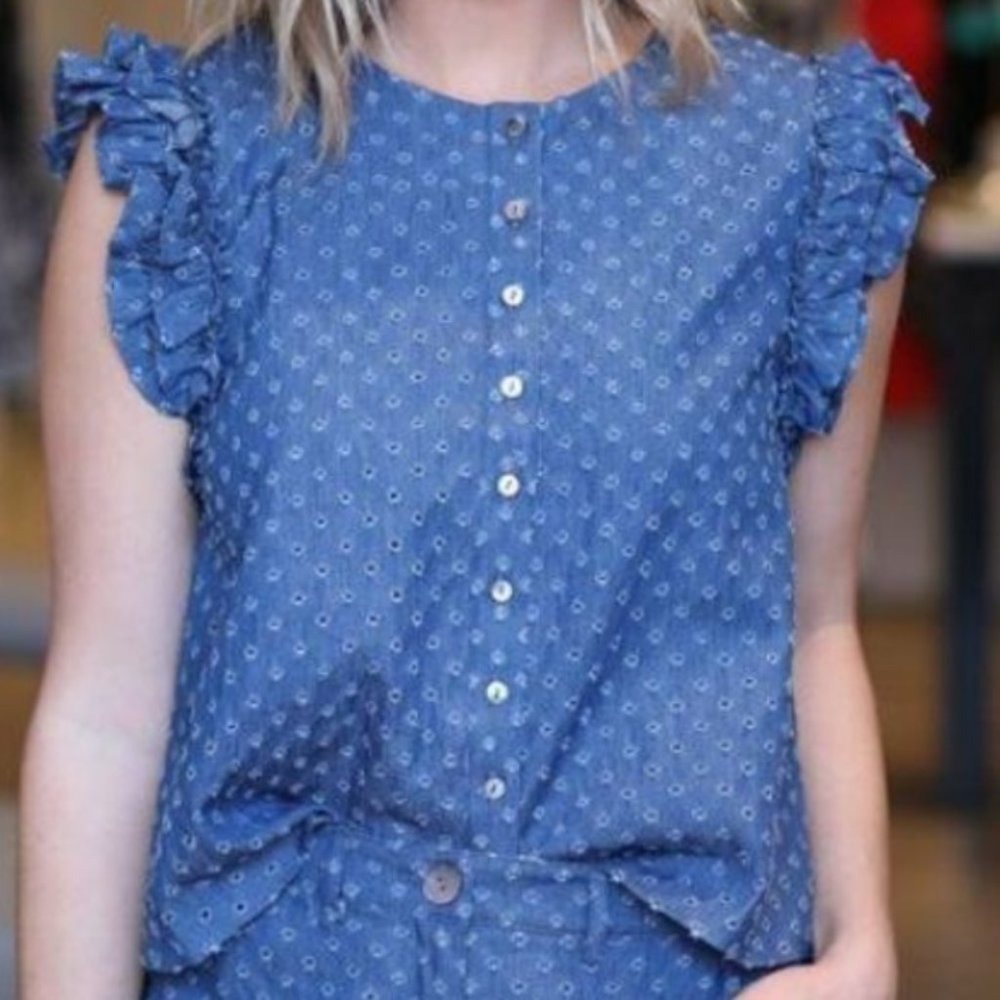 Stylestalker Jayce Eyelet Flutter Sleeves Chambray - Picture 2 of 5